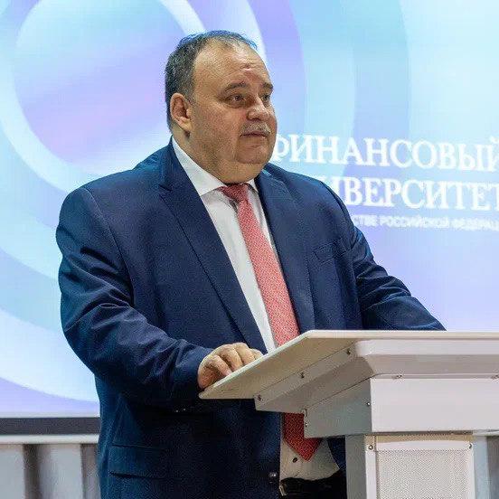 Визит ректора Финансового университета в Красноярский филиал Финуниверситета 